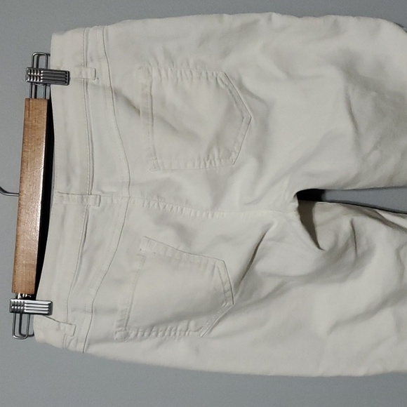 British Khaki Jeans Womens Size 8 White Pants Flexible Comfy Cropped - Picture 5 of 8